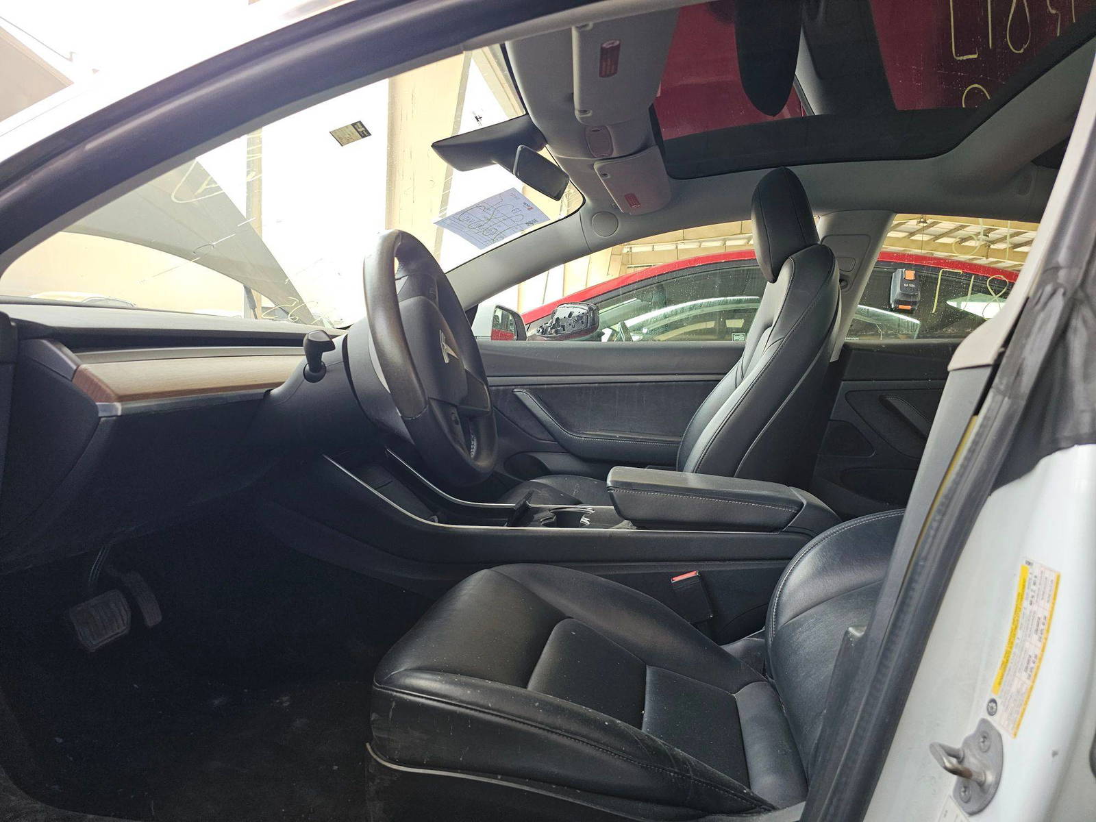 2020 TESLA MODEL 3 — 121681 KM — Lot LF625817 — Ind. 12 - Marhaba Auctions Used Cars - Image 9