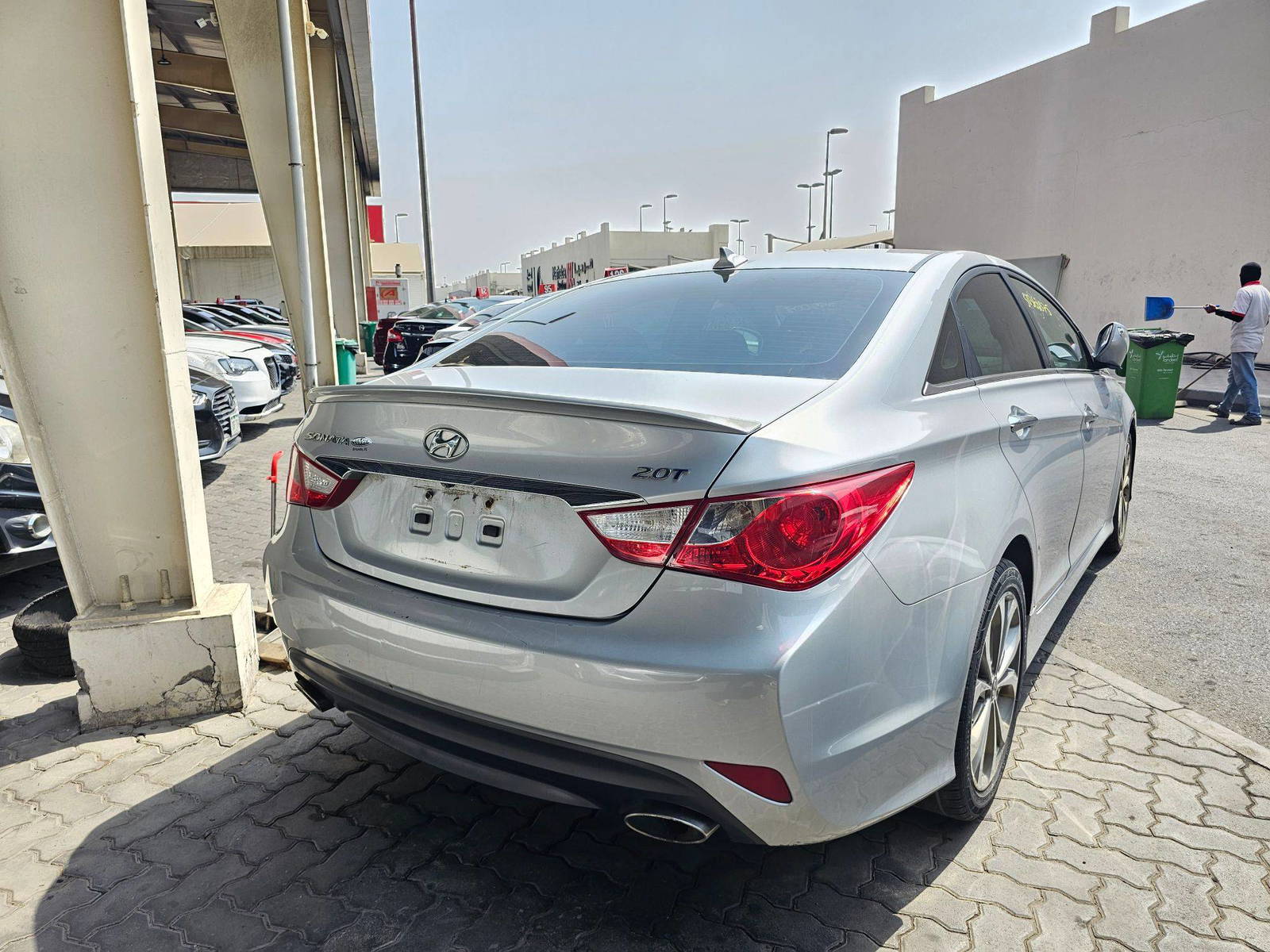 2014 HYUNDAI SONATA — 155945 Miles — Lot 50368075 — Souq - Marhaba Auctions Used Cars - Image 5