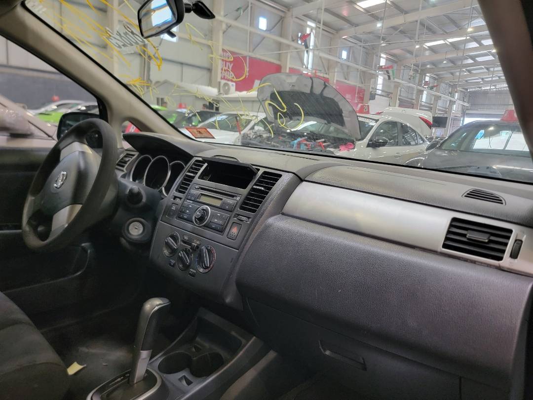 2008 NISSAN VERSA — 180915 Miles — Lot 65168723 - Marhaba Auctions Used Cars - Image 5
