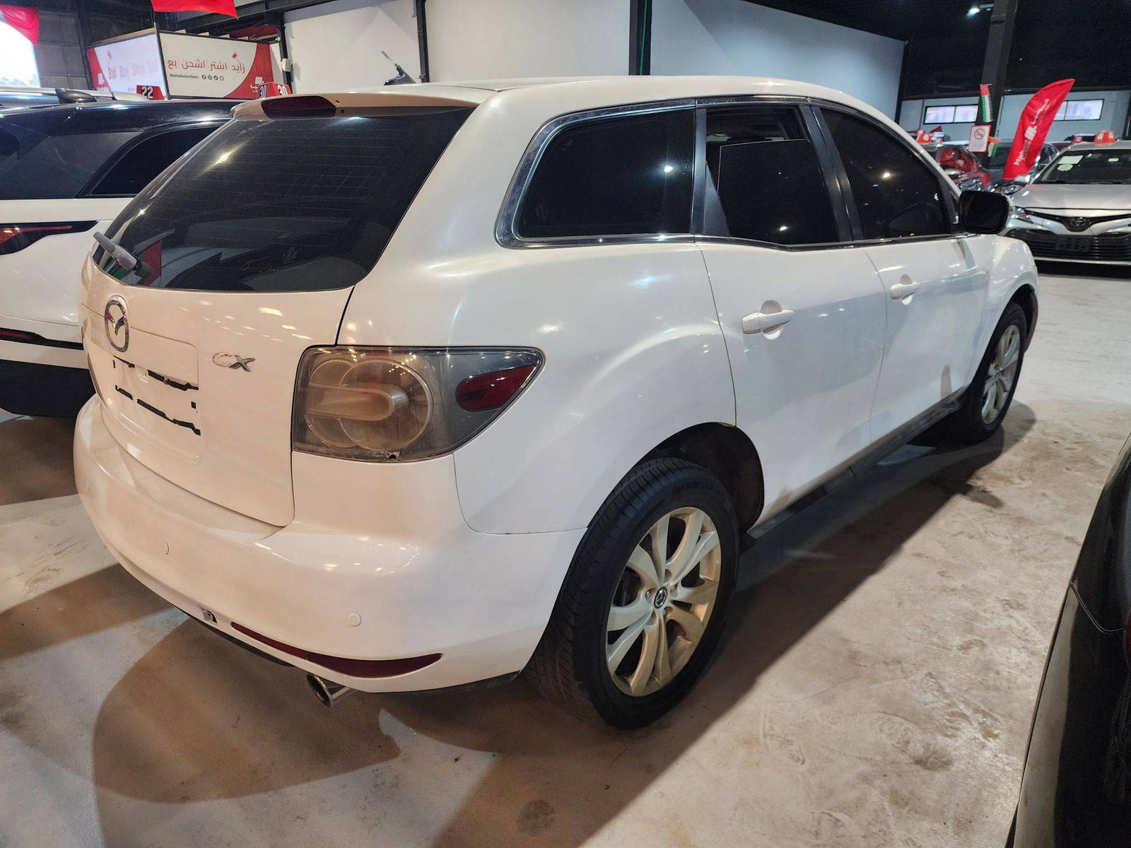 2010 MAZDA CX-7 — 183108 KM — Lot 10970 — Al Quoz - Marhaba Auctions Used Cars - Image 6