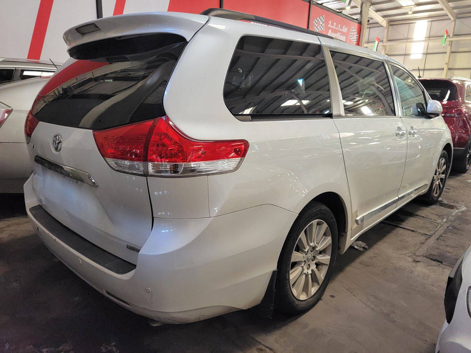 2011 TOYOTA SIENNA — 194247 Miles — Lot 63451285 — Main - Marhaba Auctions Used Cars - Image 4