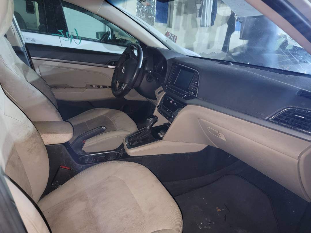 2017 HYUNDAI ELANTRA — 108288 Miles — Lot 38064494 - Marhaba Auctions Used Cars - Image 8