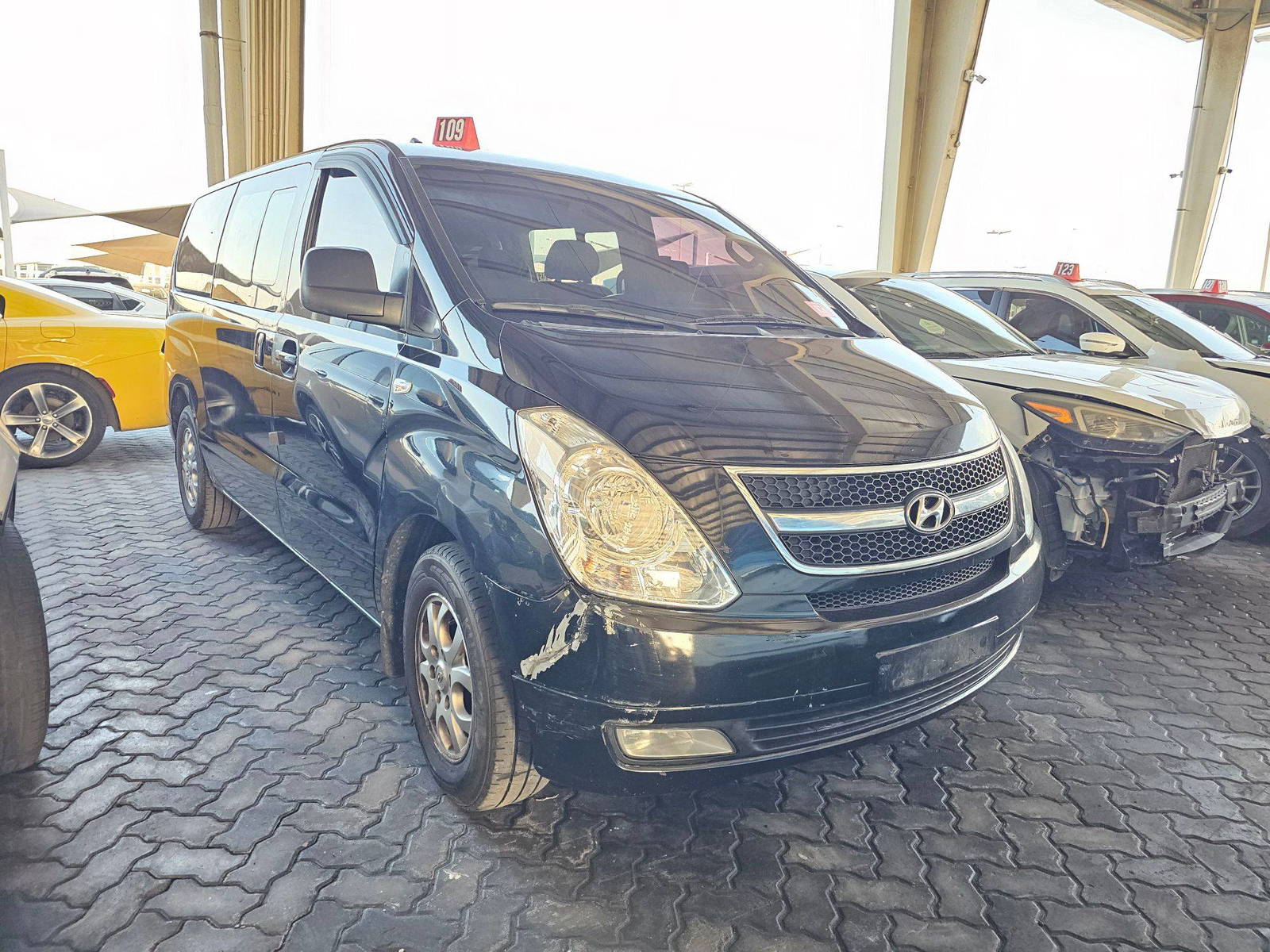 HYUNDAI GRAND STAREX 2013 - Marhaba Auction Used Cars - Image 4
