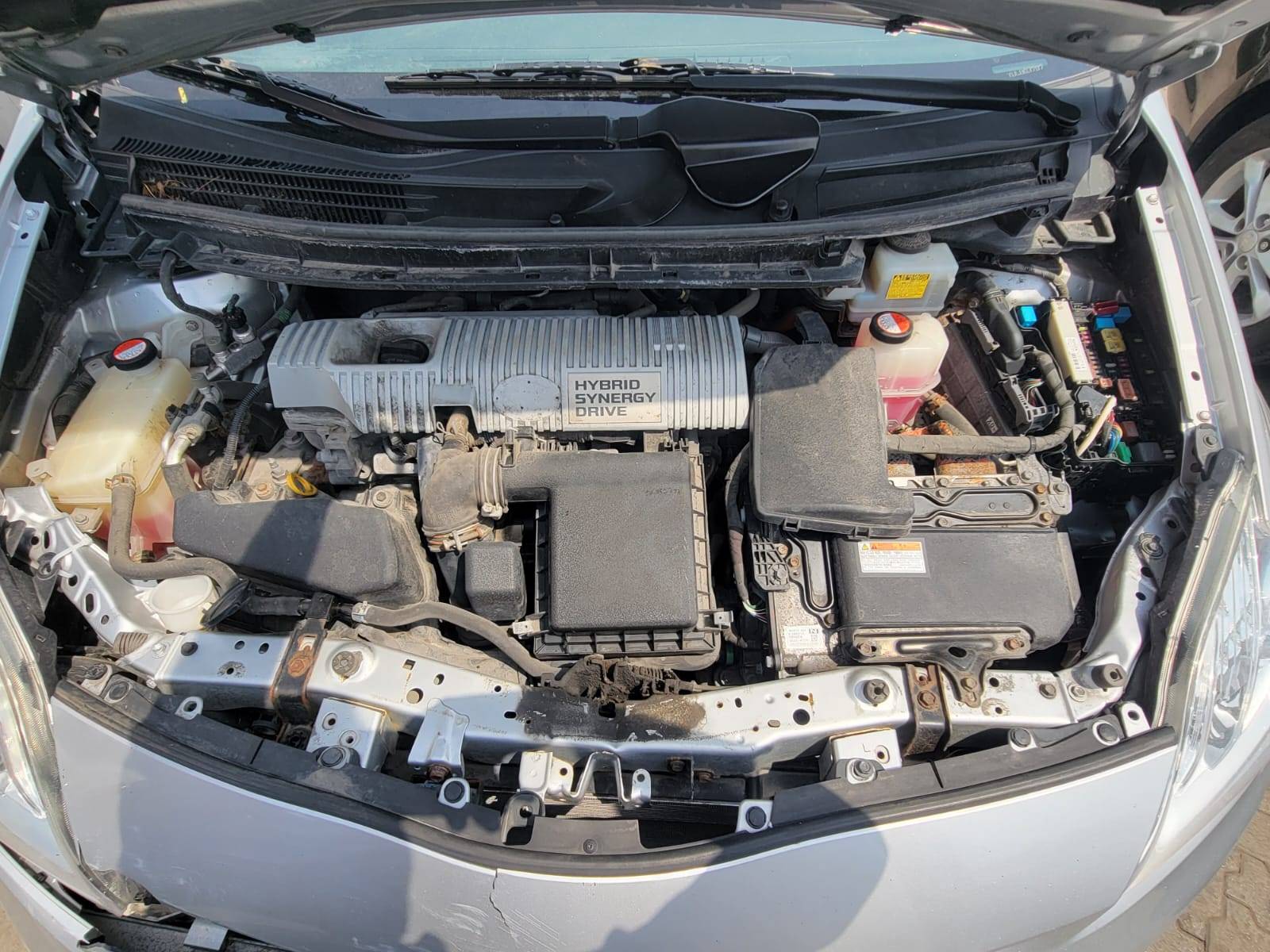 2015 TOYOTA PRIUS — 271223 KM — Lot 43233775 — Main - Marhaba Auctions Used Cars - Image 7