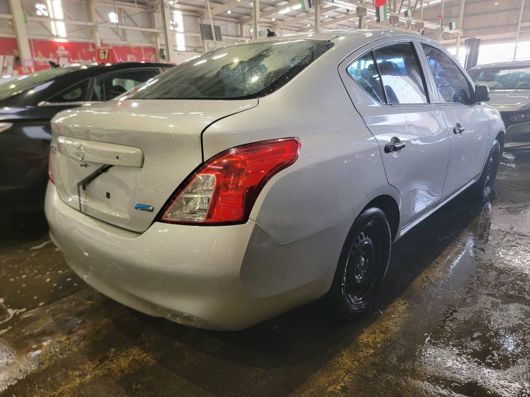 2012 NISSAN VERSA — 198014 Miles — Lot 38111748 - Marhaba Auctions Used Cars - Image 4