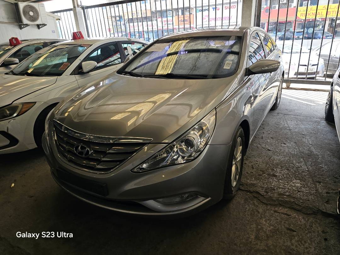 2011 HYUNDAI SONATA — 169570 KM — Lot 294610 — Main - Marhaba Auctions Used Cars - Image 4