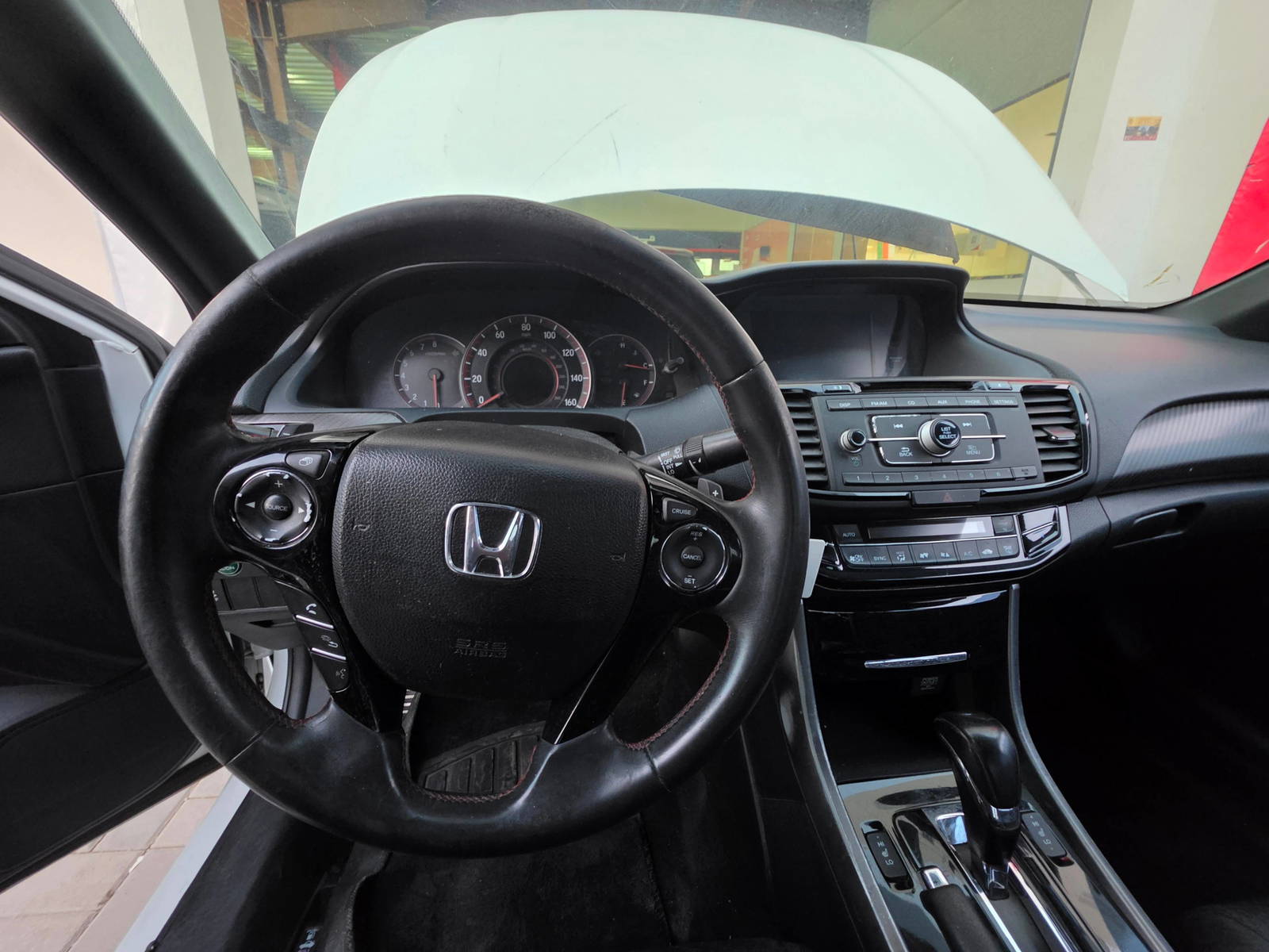 2017 HONDA ACCORD — 217127 Miles — Lot 73292885 - Marhaba Auctions Used Cars - Image 14