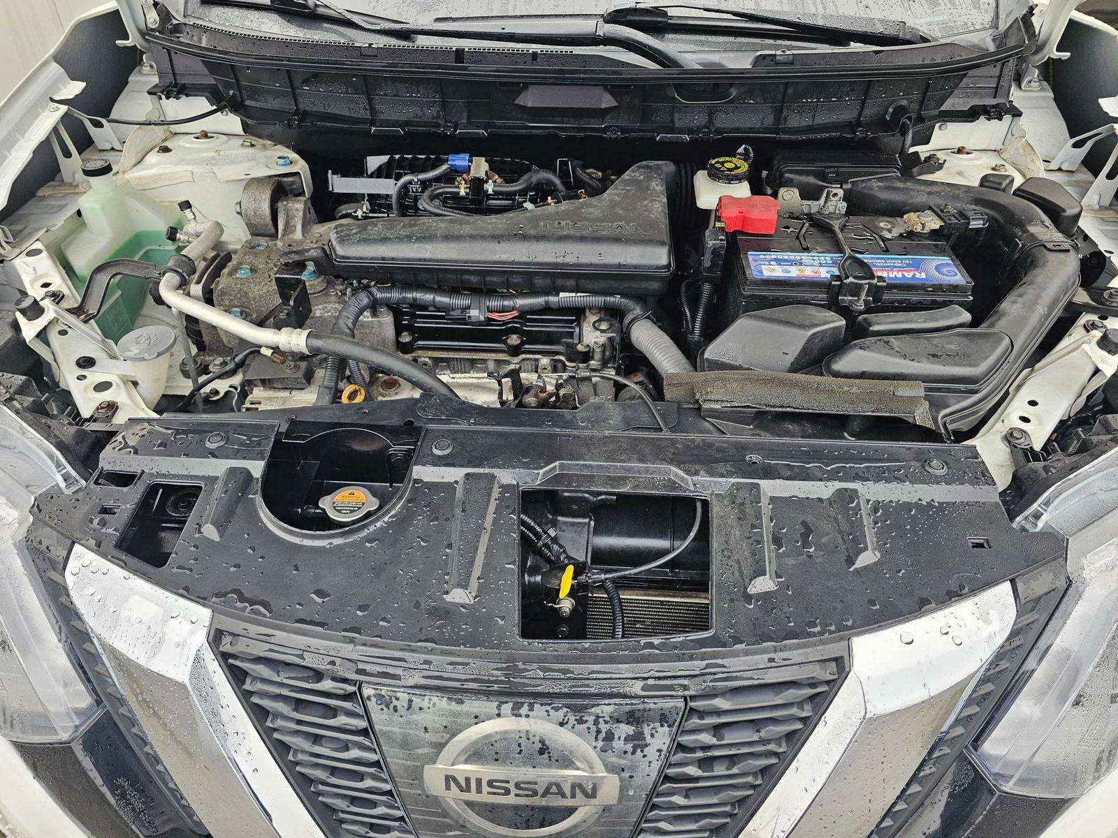 2017 NISSAN ROGUE — 111387 Miles — Lot V5HW026572 — Souq - Marhaba Auctions Used Cars - Image 12