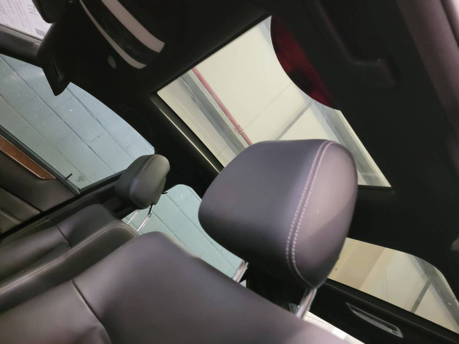 MERCEDES BENZ E 350 2014 - Marhaba Auction Used Cars - Image 10