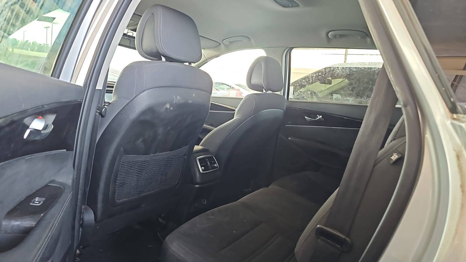 KIA SORENTO 2016 - Marhaba Auction Used Cars - Image 8