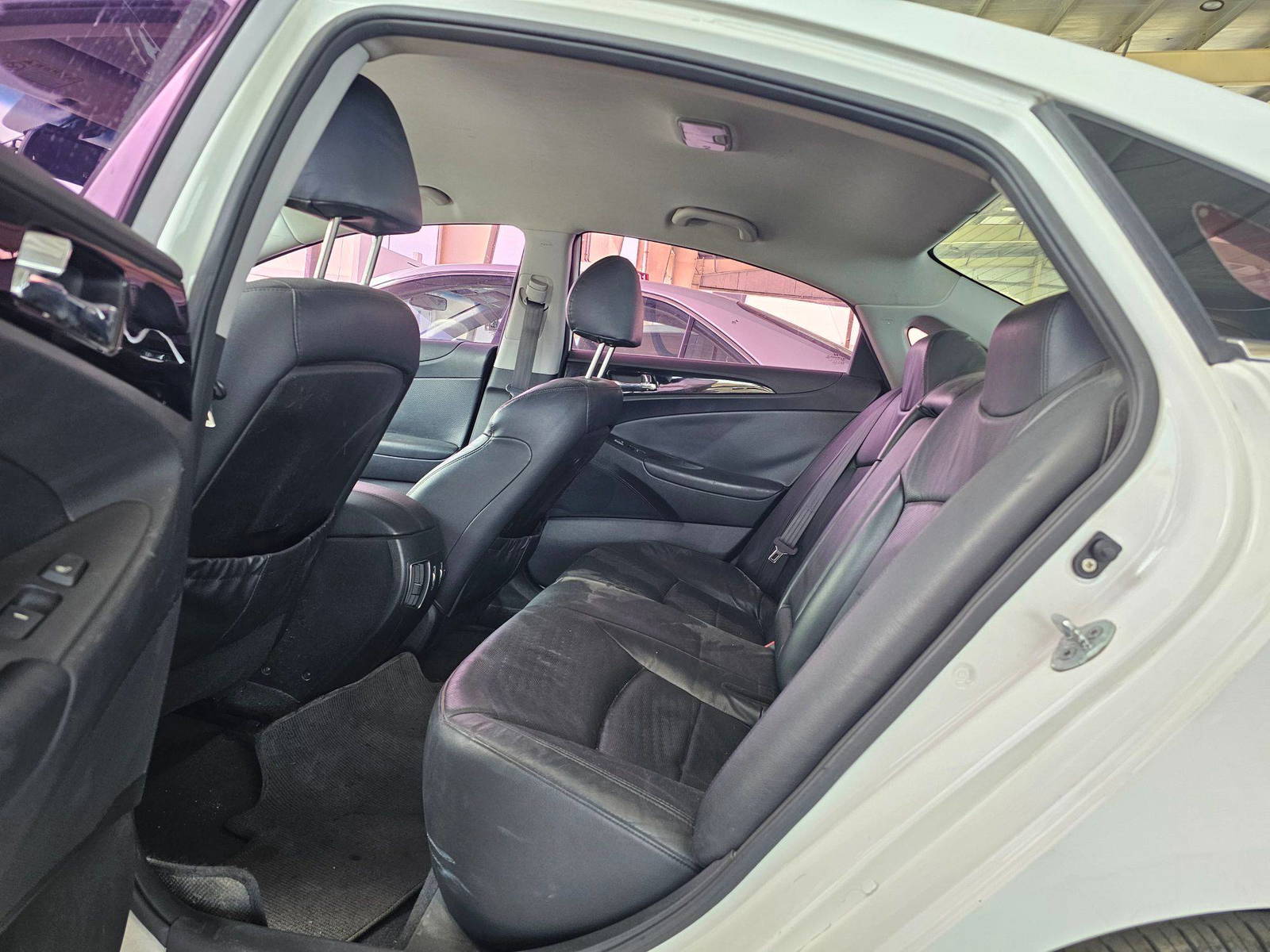 HYUNDAI SONATA 2011 - Marhaba Auction Used Cars - Image 6