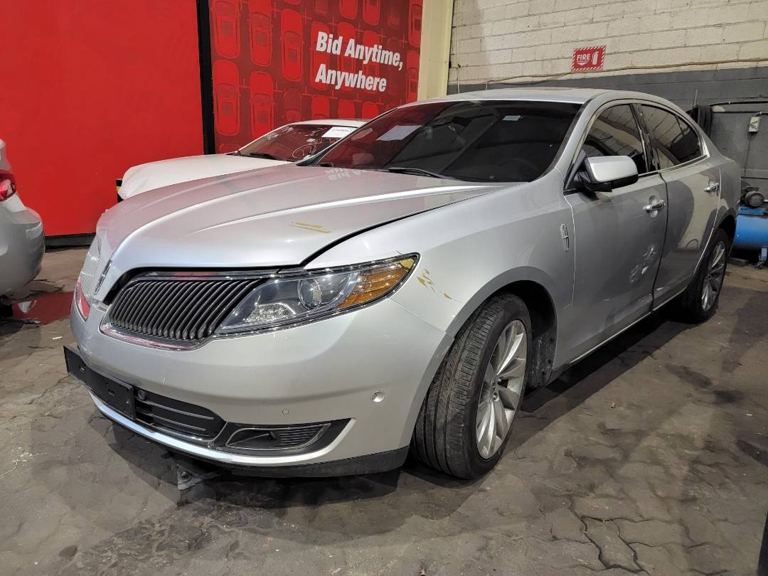2015 LINCOLN MKS — 87977 KM — Lot 608428 — Main - Marhaba Auctions Used Cars - Image 5