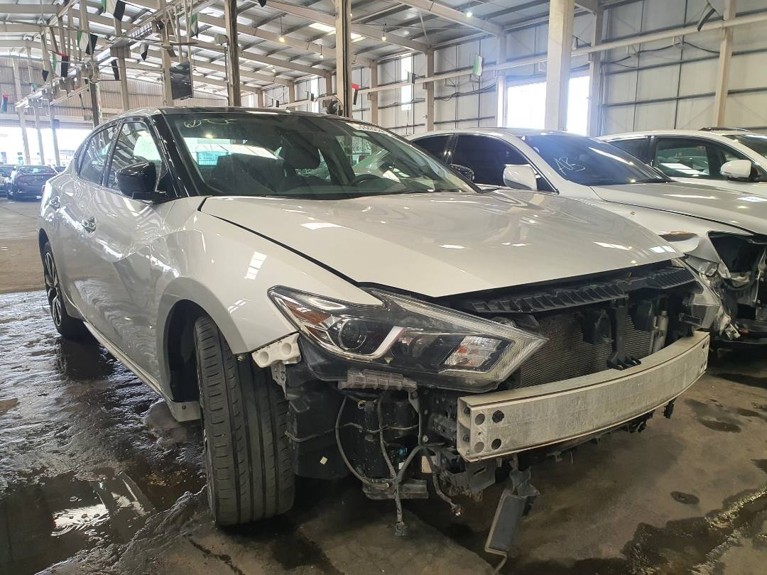 2018 NISSAN MAXIMA — 116422 Miles — Lot 39928624 — Main - Marhaba Auctions Used Cars - Image 4