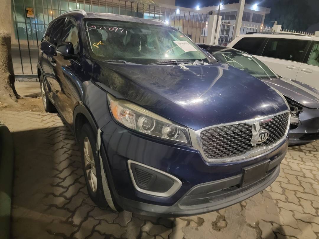2016 KIA SORENTO — 179997 Miles — Lot G125367 — Main - Marhaba Auctions Used Cars - Image 4