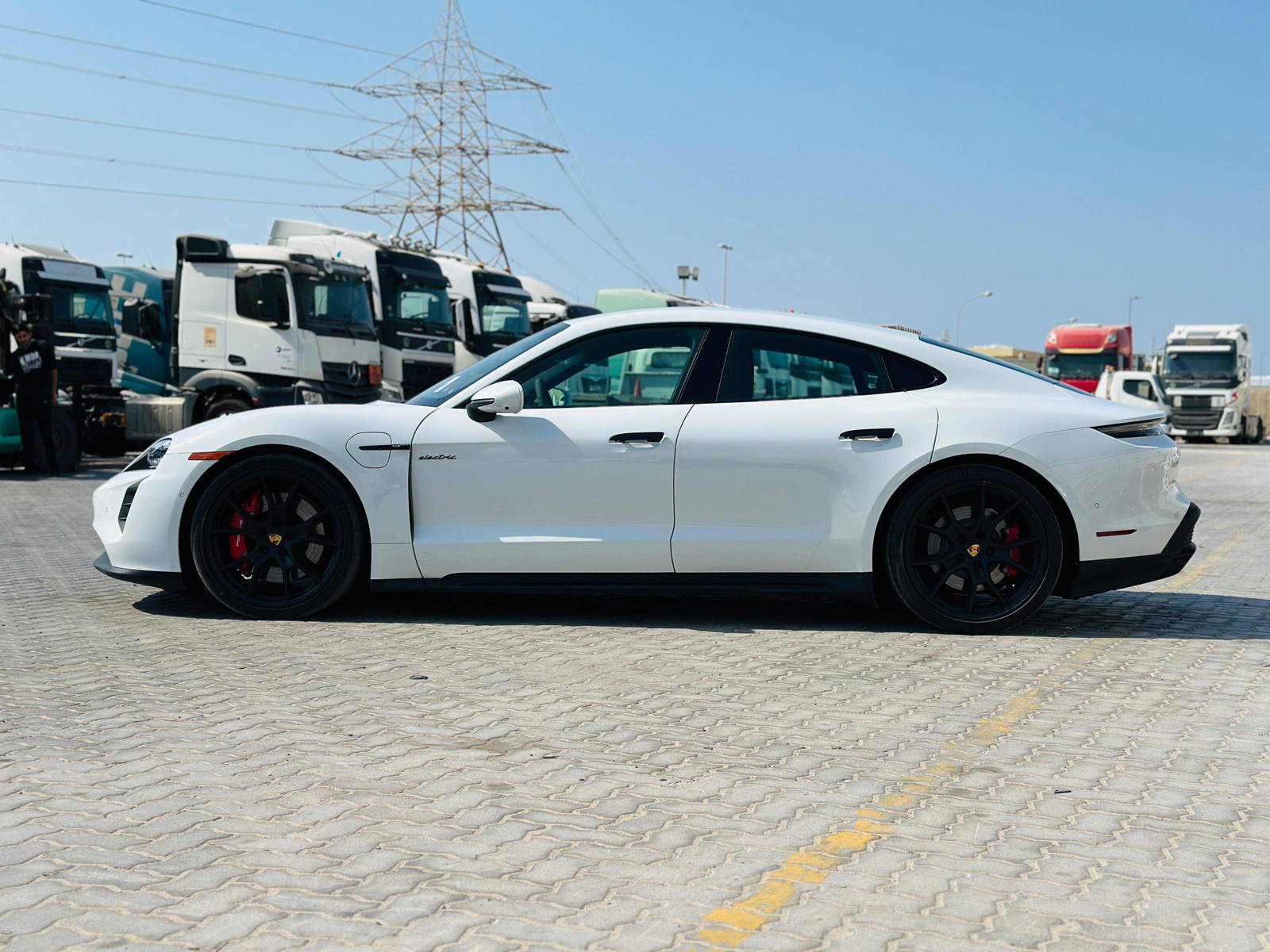 2023 PORSCHE TAYCAN GTS — 16224 KM — Lot 47373 — Main - Marhaba Auctions Used Cars - Image 6