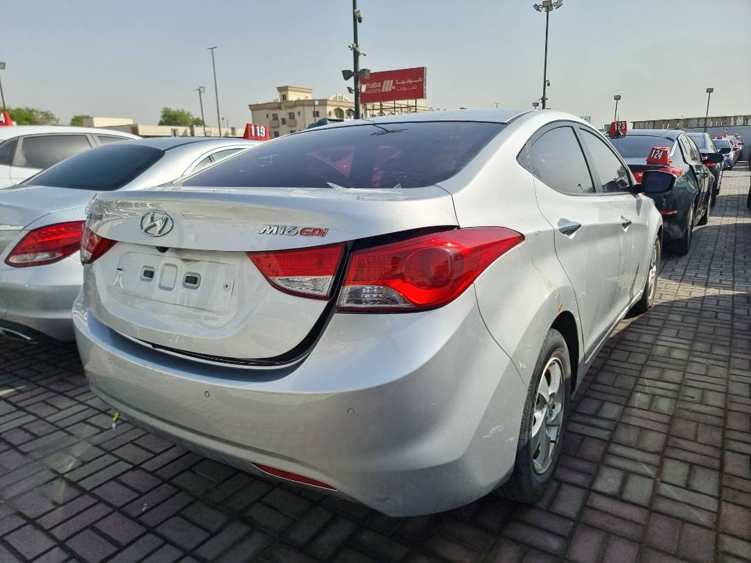 2011 HYUNDAI AVANTE — 119934 KM — Lot 125487 — Ind. 12 - Marhaba Auctions Used Cars - Image 6