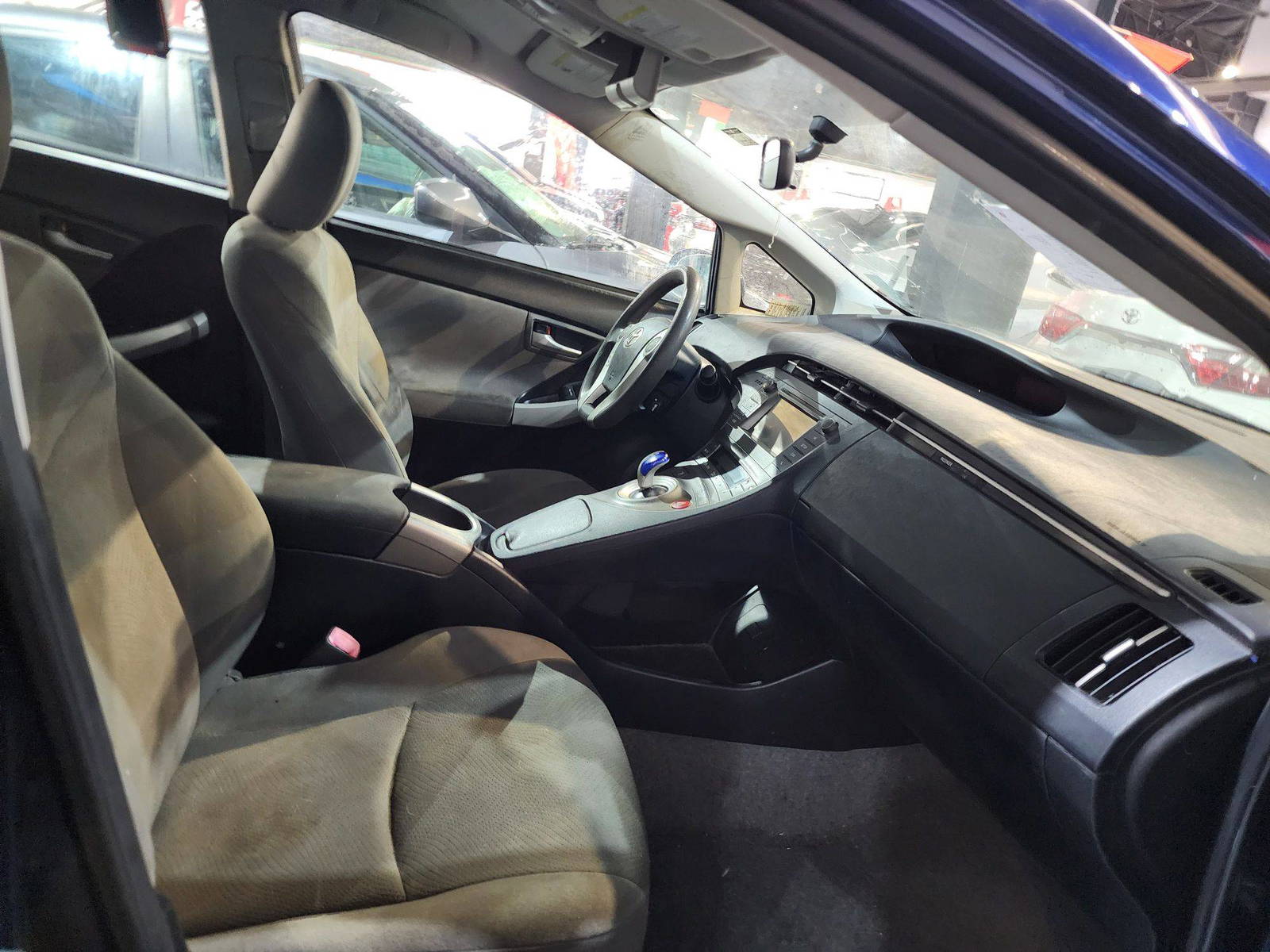 2012 TOYOTA PRIUS — 272652 Miles — Lot 587355 — Main - Marhaba Auctions Used Cars - Image 9