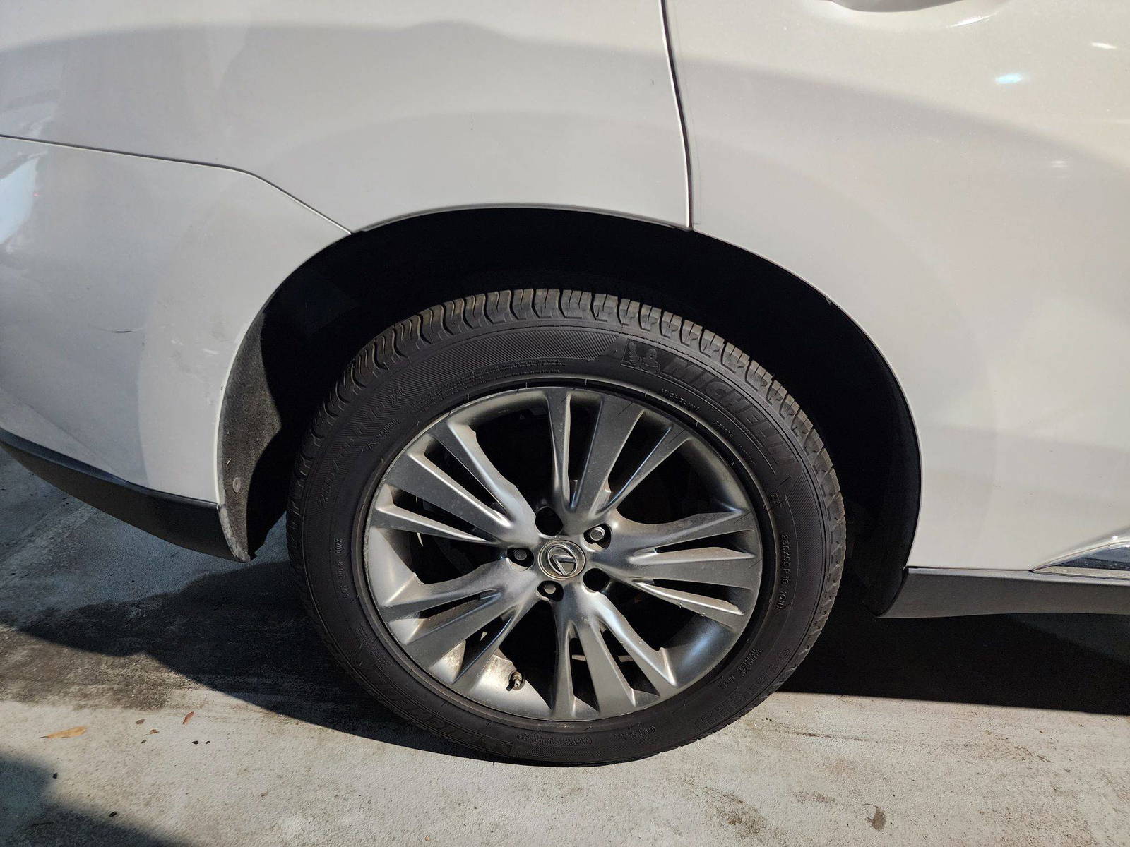 2013 LEXUS RX 350 — 104866 Miles — Lot 86015434 — Souq - Marhaba Auctions Used Cars - Image 12