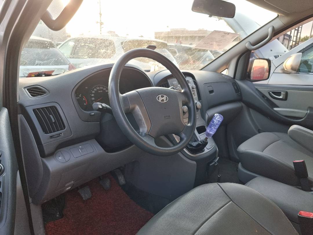 2011 HYUNDAI GRAND STAREX — 225706 KM — Lot 295079 — Ind. 12 - Marhaba Auctions Used Cars - Image 6