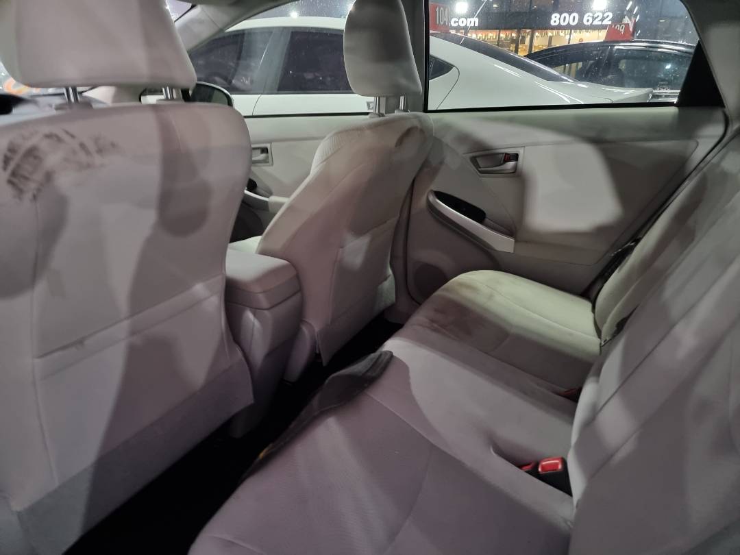 2015 TOYOTA PRIUS — 256146 Miles — Lot 892761 — Ind. 12 - Marhaba Auctions Used Cars - Image 6