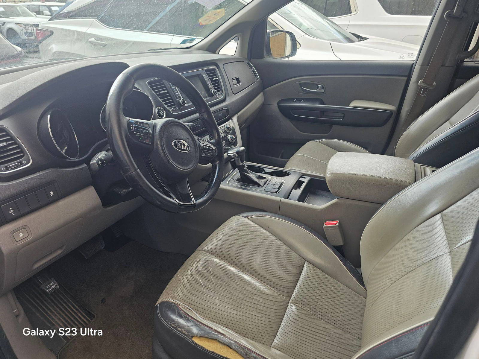 KIA SEDONA 2017 - Marhaba Auction Used Cars - Image 8