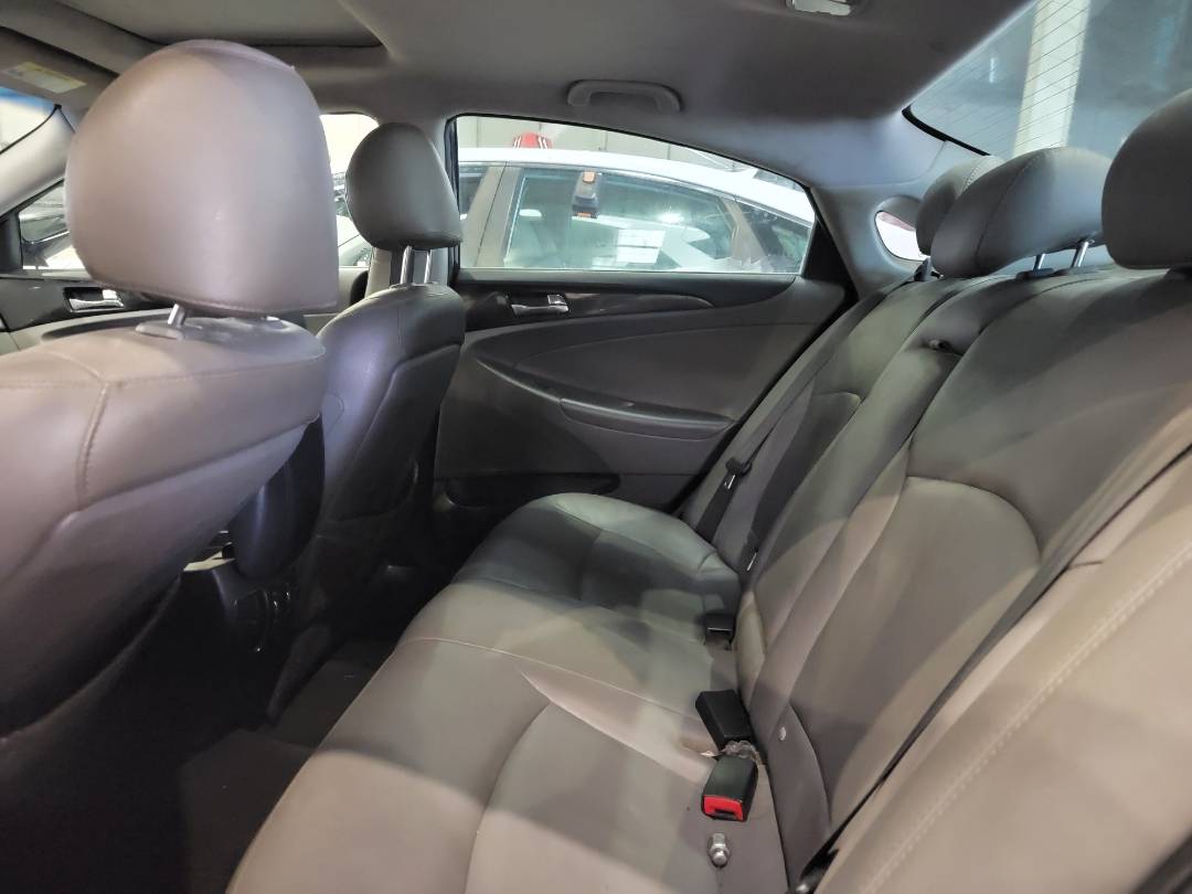 2011 HYUNDAI SONATA — 216240 Miles — Lot 40275832 — Main - Marhaba Auctions Used Cars - Image 7