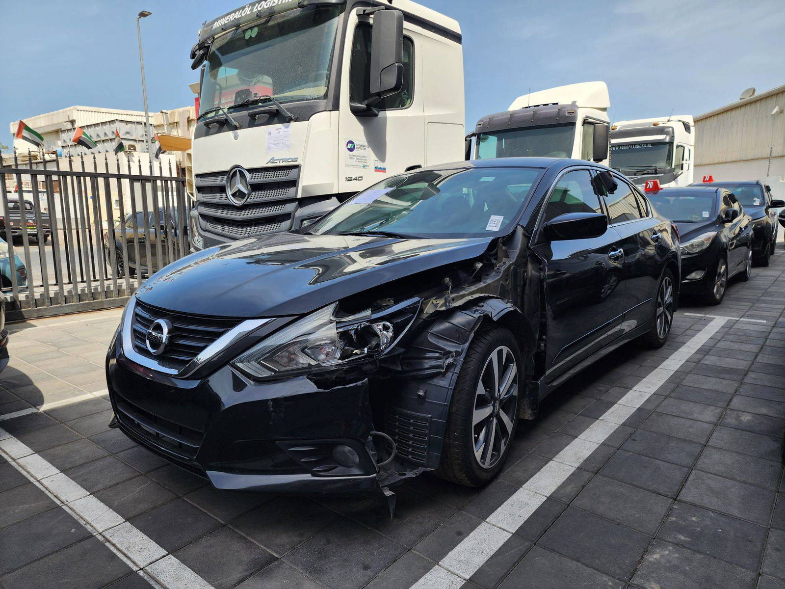 2017 NISSAN ALTIMA — 163892 Miles — Lot 73370914 — Al Quoz - Marhaba Auctions Used Cars - Image 5