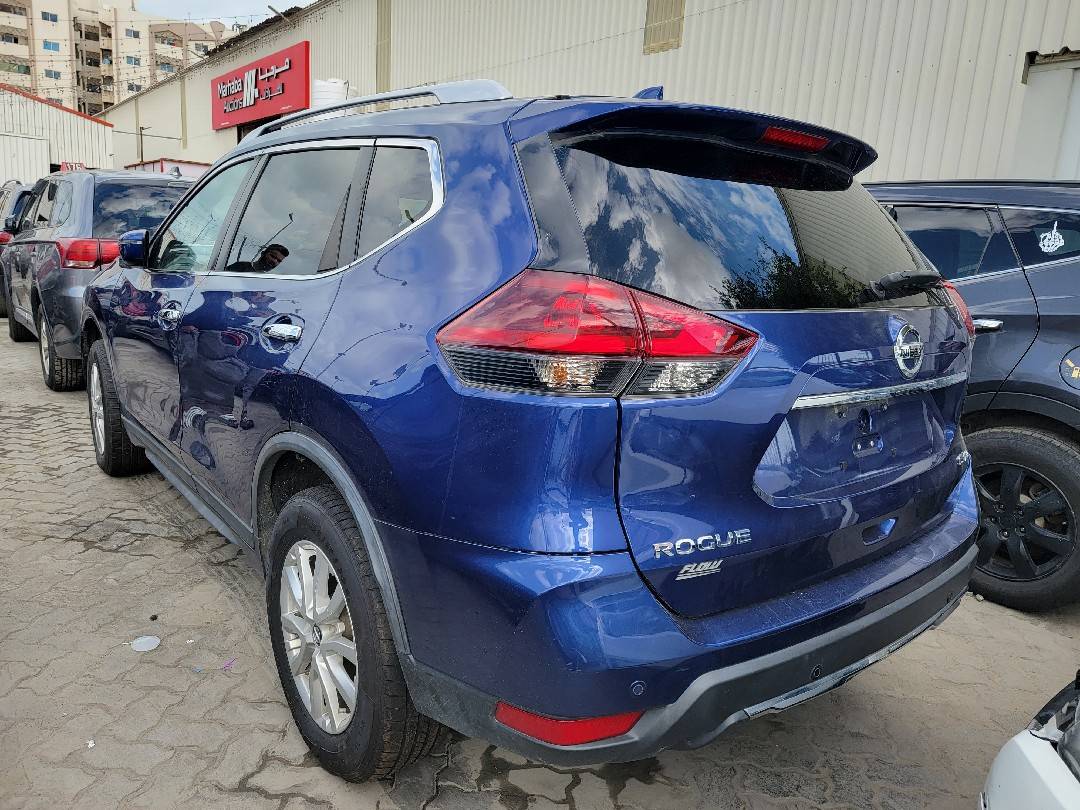 NISSAN ROGUE