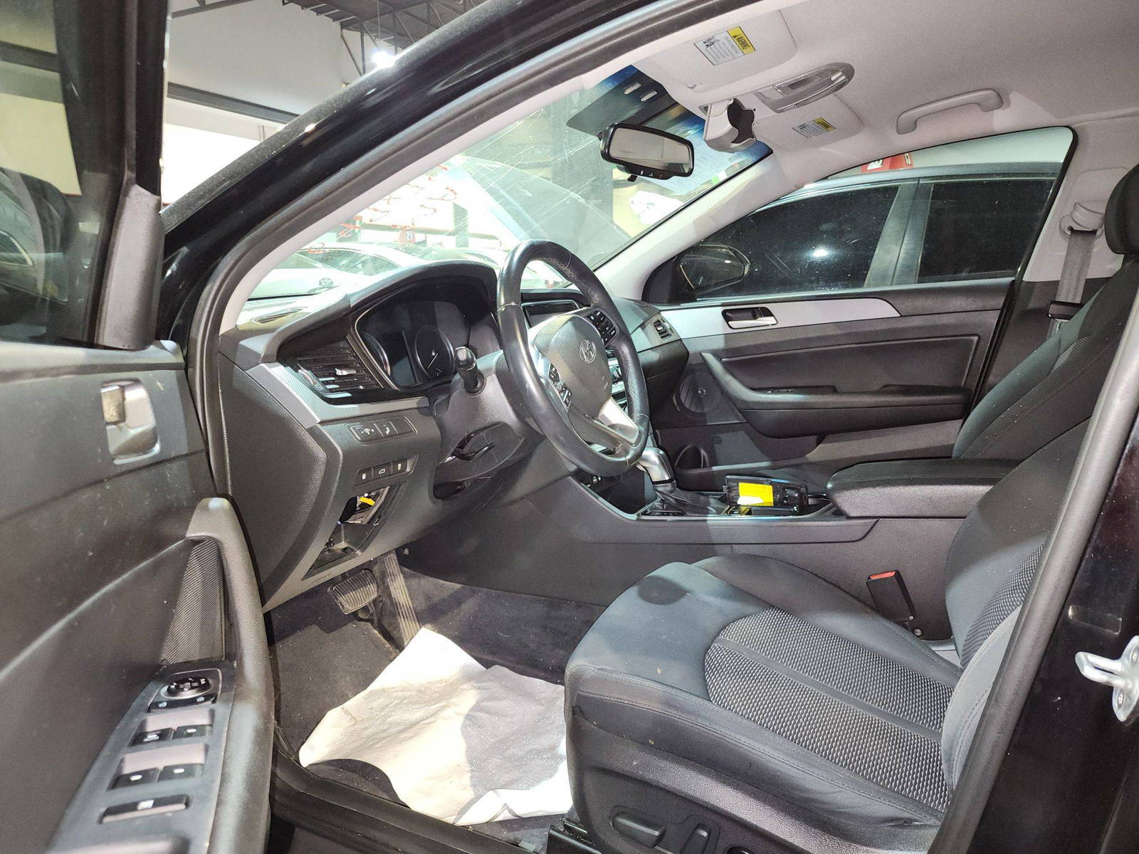 HYUNDAI SONATA 2018 - Marhaba Auction Used Cars - Image 9