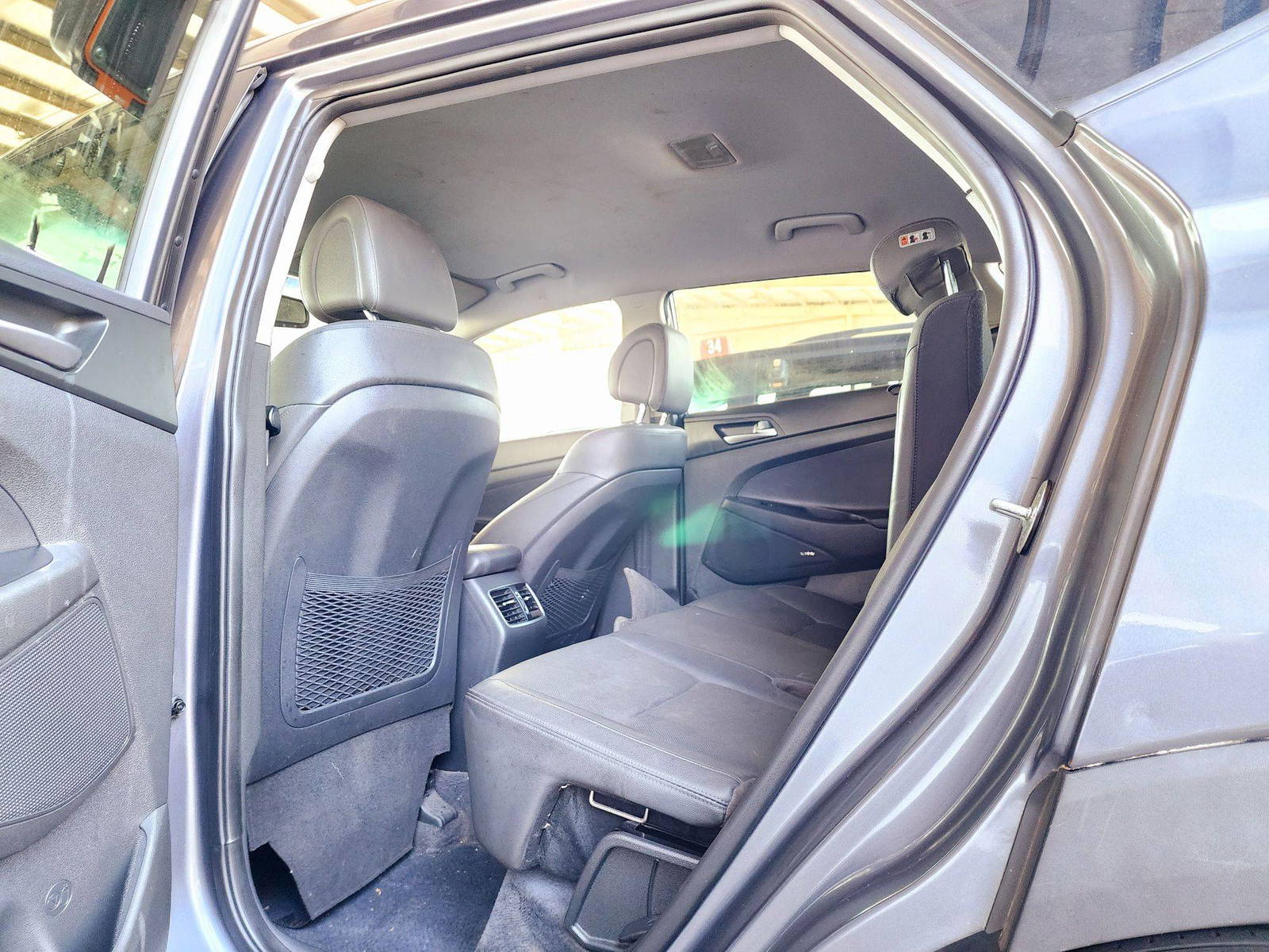2018 HYUNDAI TUCSON — 105324 Miles — Lot 30997 — Souq - Marhaba Auctions Used Cars - Image 6
