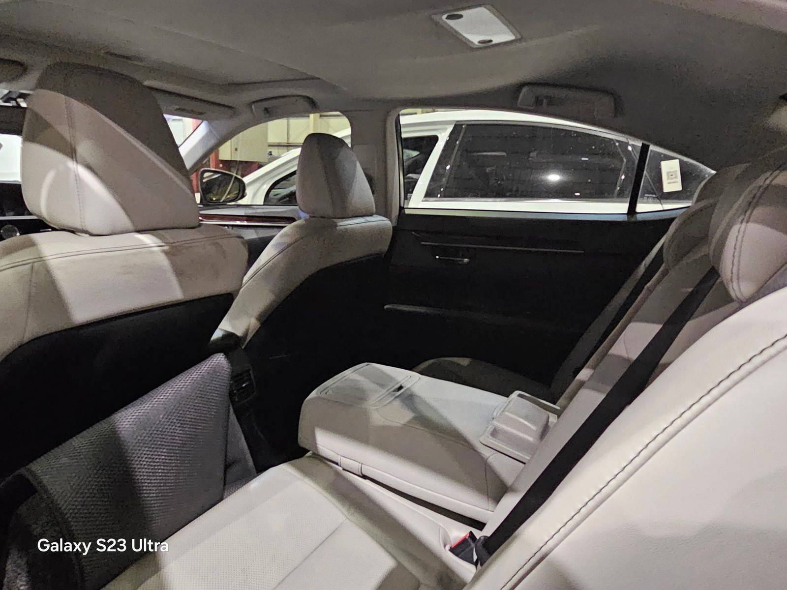 LEXUS ES 350 2013 - Marhaba Auction Used Cars - Image 7