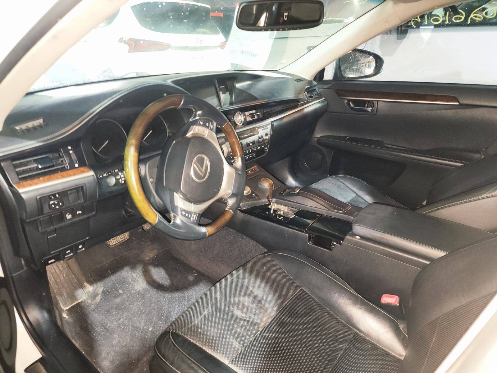 LEXUS ES 350 2014 - Marhaba Auction Used Cars - Image 11