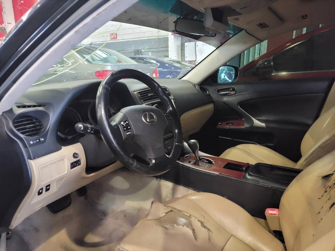 2007 LEXUS IS 250 — 190 603 Miles — Lot 029337 — Souq - Marhaba Auctions Used Cars - Image 6