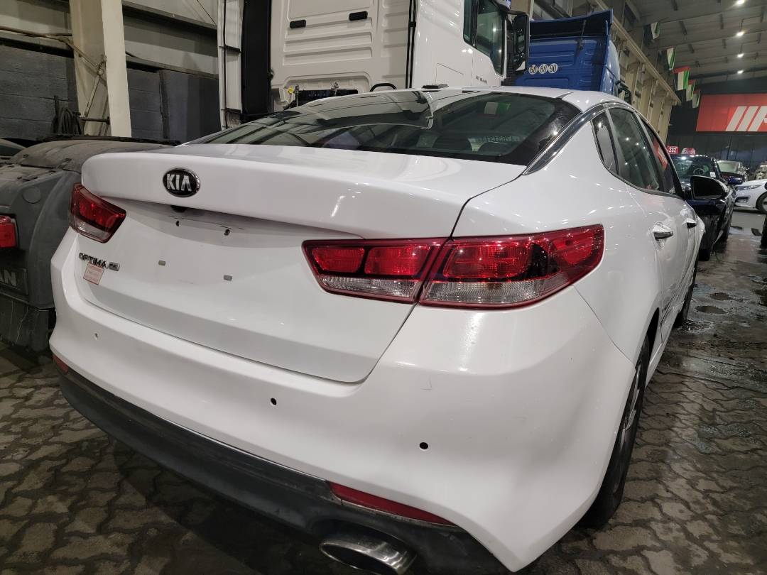 2020 KIA OPTIMA — 165081 Miles — Lot LG385145 — Main - Marhaba Auctions Used Cars - Image 3