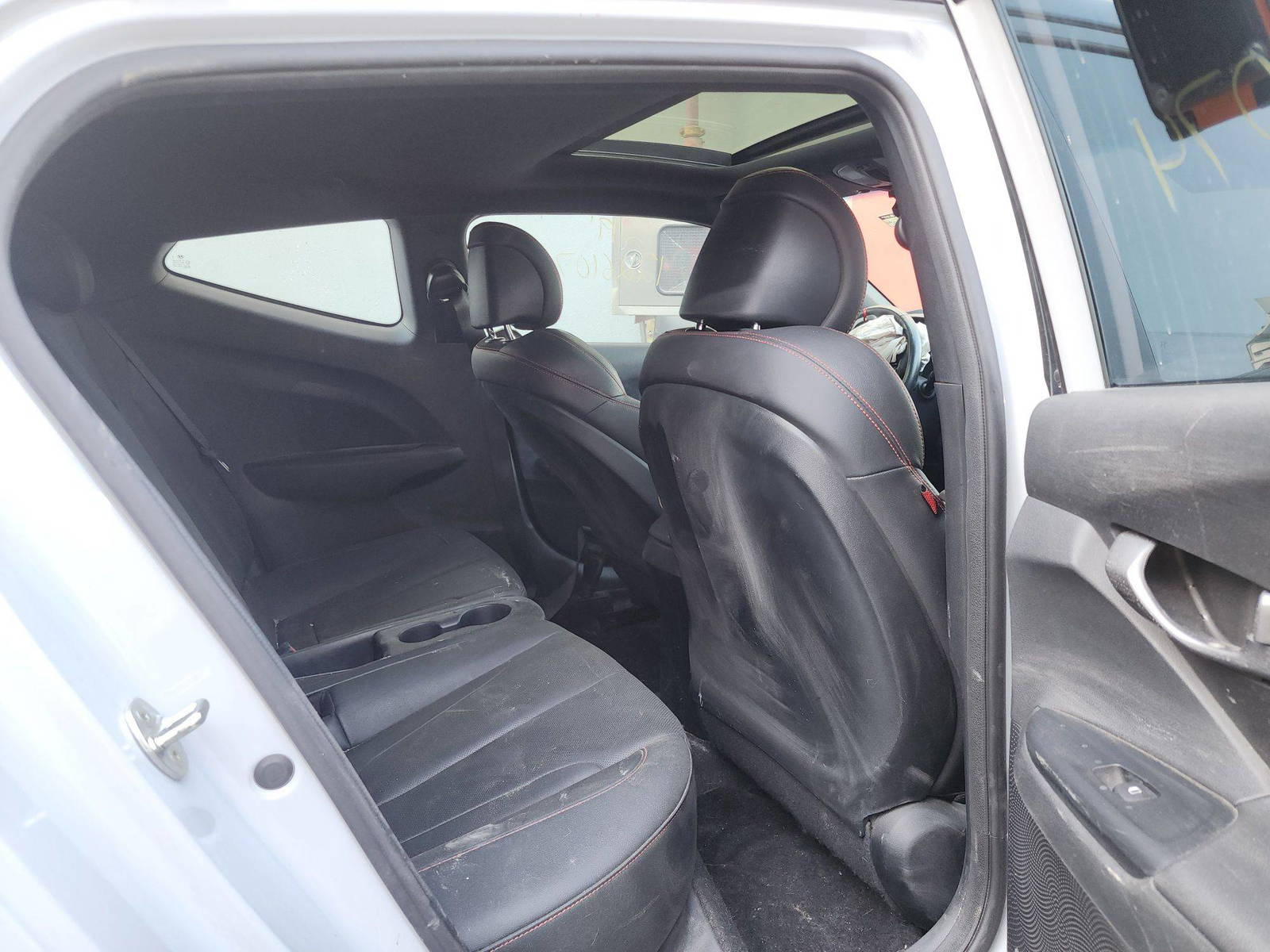 HYUNDAI VELOSTER 2019 - Marhaba Auction Used Cars - Image 7