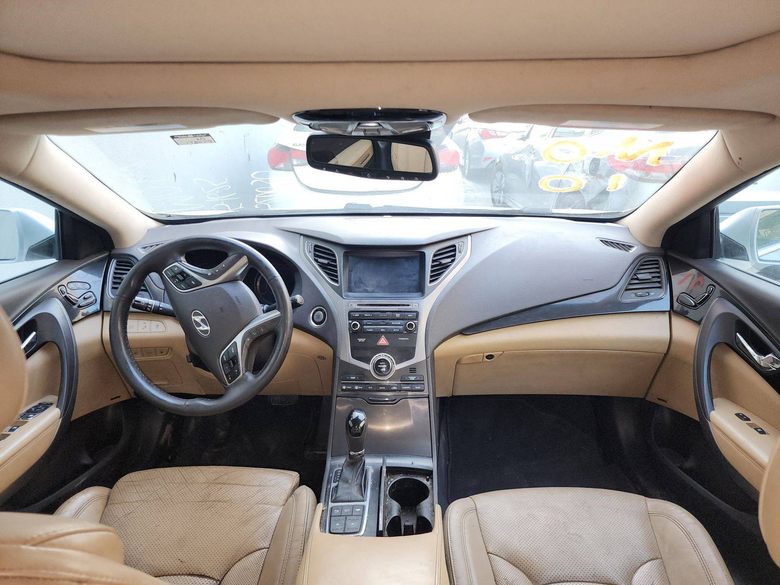 2016 HYUNDAI AZERA — 178029 Miles — Lot GA520030 — Al Quoz - Marhaba Auctions Used Cars - Image 8
