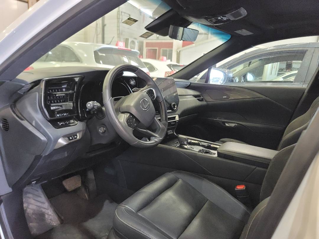 2024 LEXUS RX 350 — 8689 KM — Lot MCA7RC053455 — Main - Marhaba Auctions Used Cars - Image 6