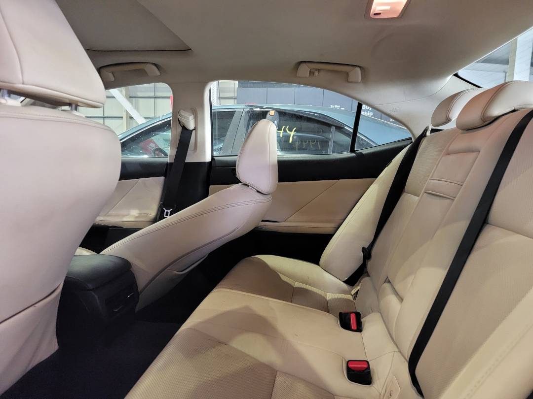 2014 LEXUS IS-350 — 129286 Miles — Lot 5013871 — Main - Marhaba Auctions Used Cars - Image 7