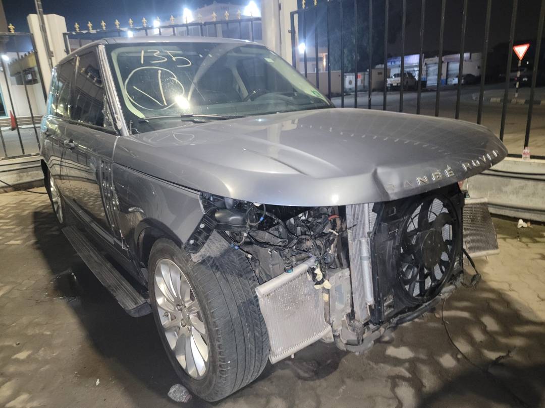 2018 LAND ROVER RANGE ROVER — 89613 Miles — Lot A386218 - Marhaba Auctions Used Cars - Image 3