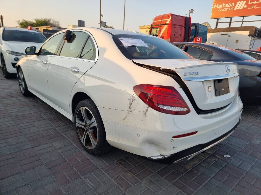MERCEDES BENZ E-300 2018 - Marhaba Auction Used Cars - Image 5