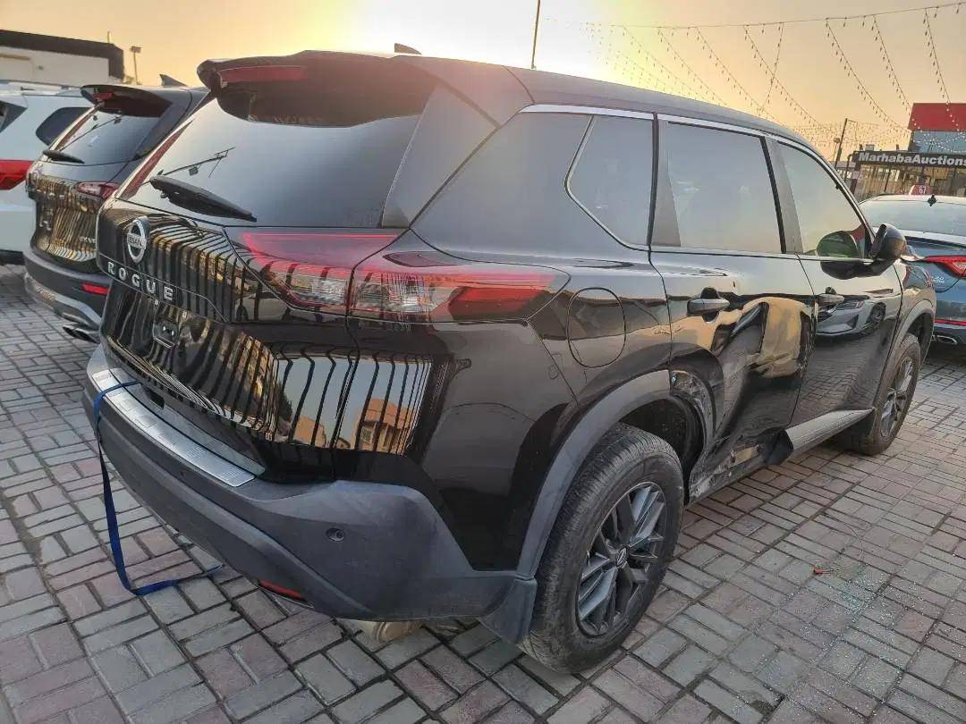 NISSAN ROGUE