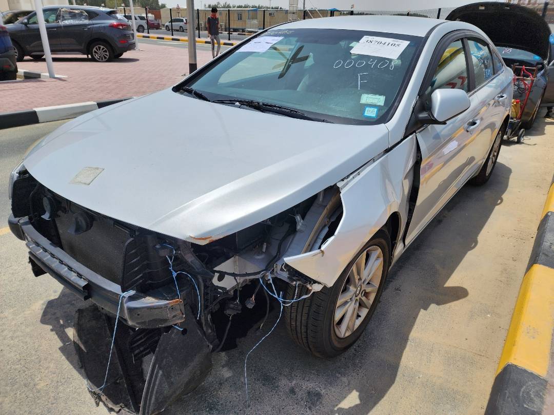 2015 HYUNDAI SONATA — 128193 Miles — Lot 38704105 - Marhaba Auctions Used Cars - Image 4