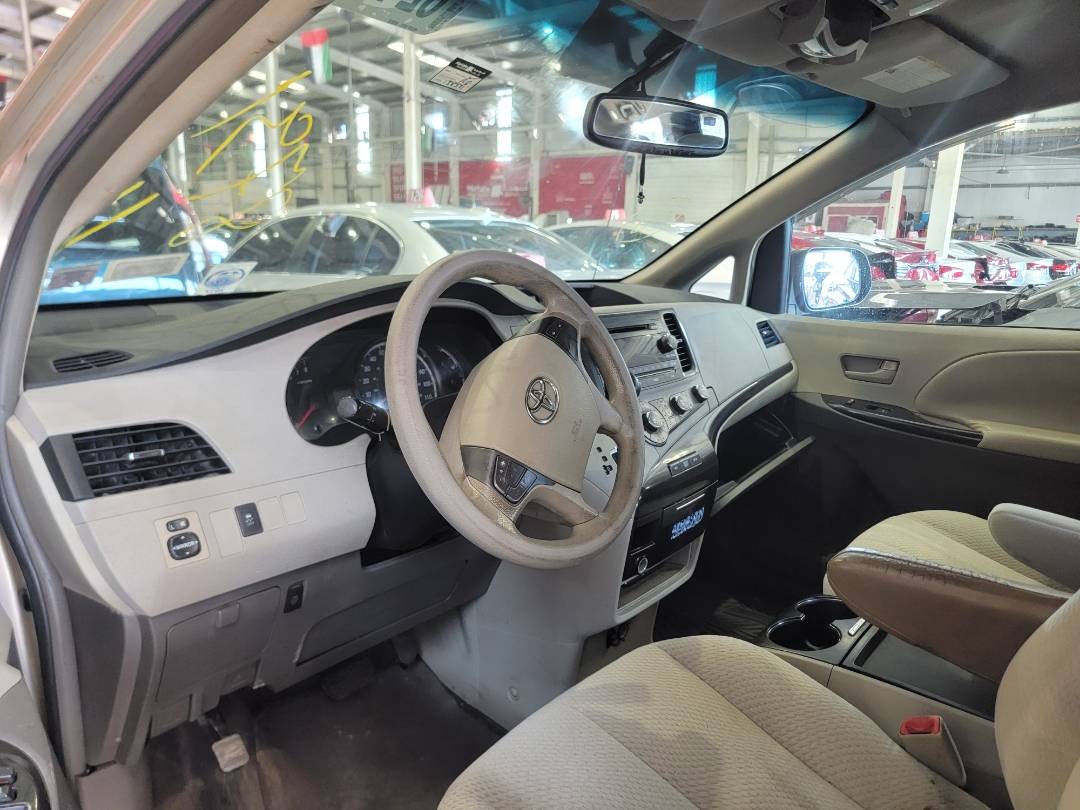 2011 TOYOTA SIENNA — 138571 Miles — Lot 038791 — Main - Marhaba Auctions Used Cars - Image 6