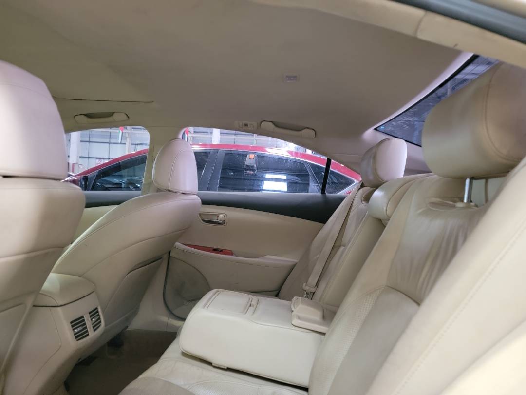 2011 LEXUS ES 350 — 183346 Miles — Lot 2446080 — Main - Marhaba Auctions Used Cars - Image 7