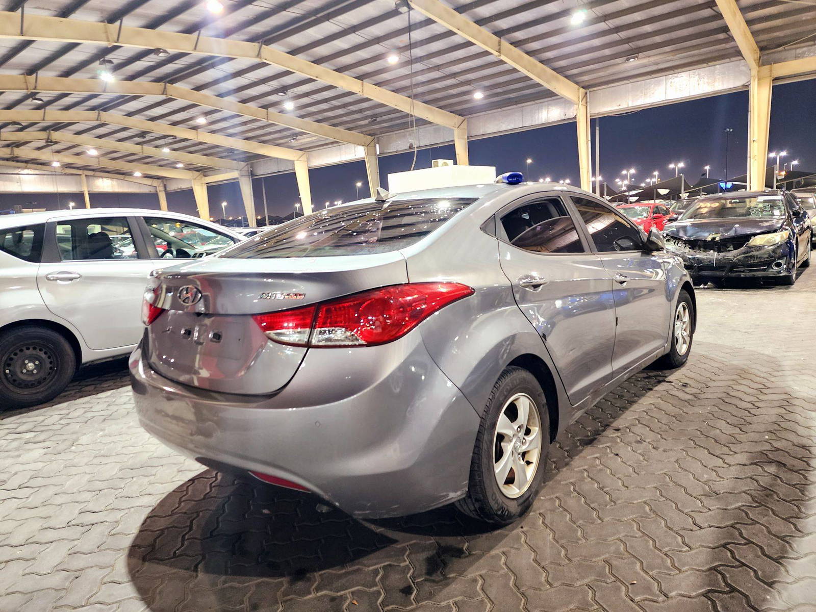 2012 HYUNDAI AVANTE — 158766 KM — Lot 311588 — Souq - Marhaba Auctions Used Cars - Image 4
