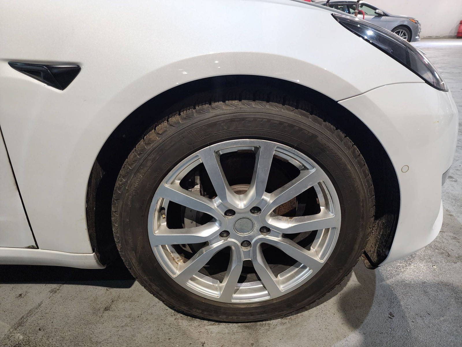 TESLA MODEL 3 2021 - Marhaba Auction Used Cars - Image 12