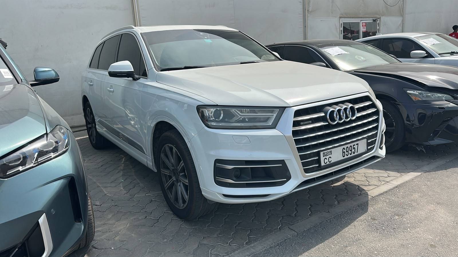 2017 AUDI Q7 — 273485 KM — Lot 72HD033570 — Souq - Marhaba Auctions Used Cars - Image 3