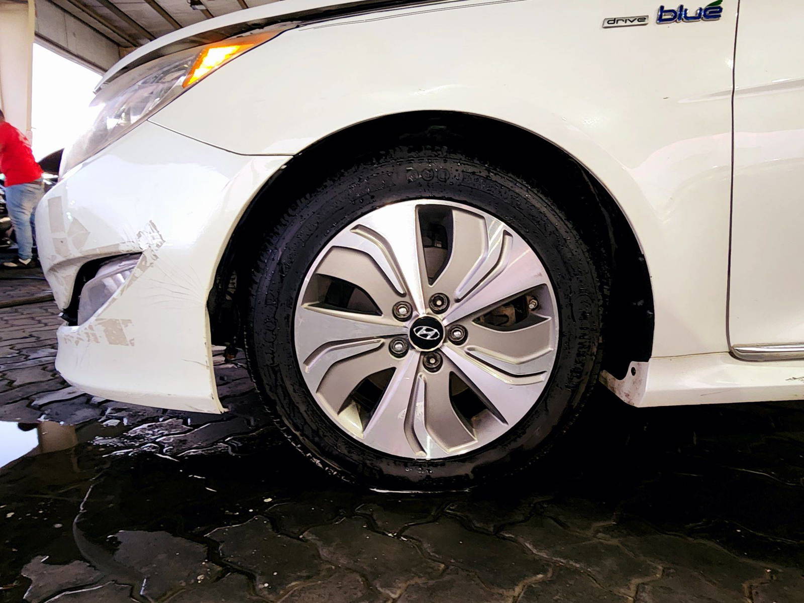 2013 HYUNDAI SONATA — 184007 Miles — Lot 39986153 — Souq - Marhaba Auctions Used Cars - Image 10