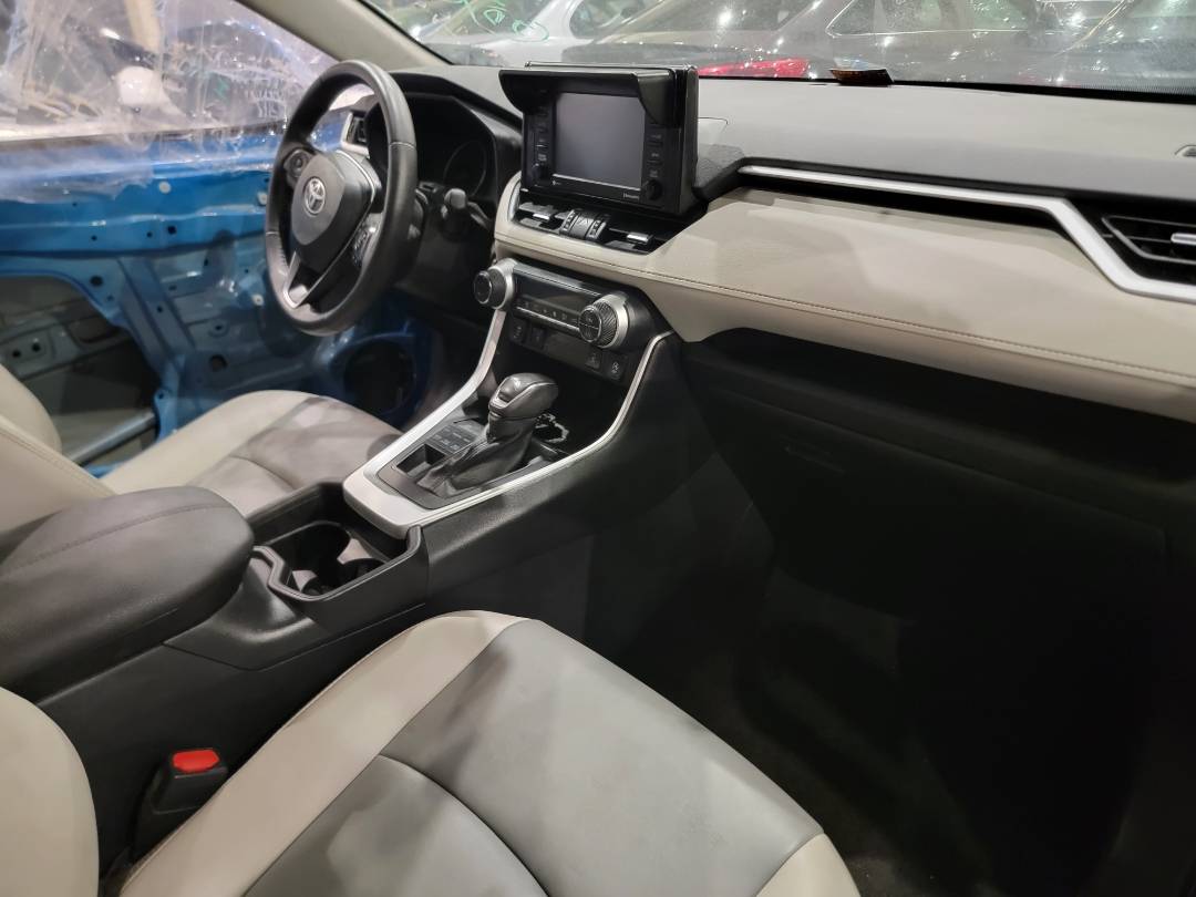 2021 TOYOTA RAV4 — 33378 Miles — Lot W175799 - Marhaba Auctions Used Cars - Image 7