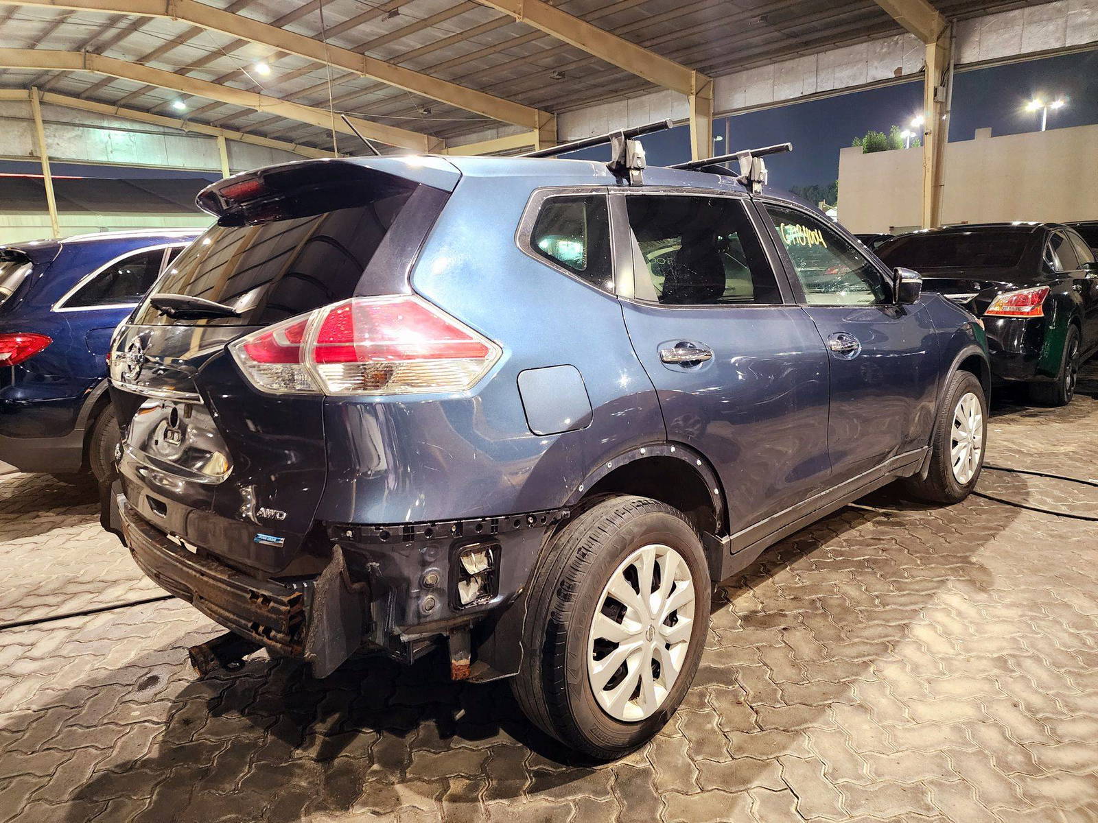 2014 NISSAN ROGUE — 157305 Miles — Lot EC814500 — Souq - Marhaba Auctions Used Cars - Image 5